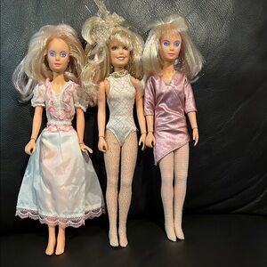 Jem and the Holograms doll lot